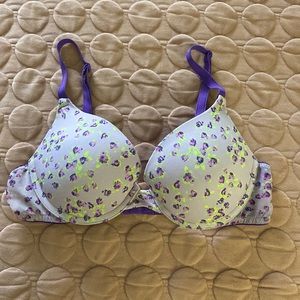 VICTORIAS SECRET PINK floral lavender push up bra 34B